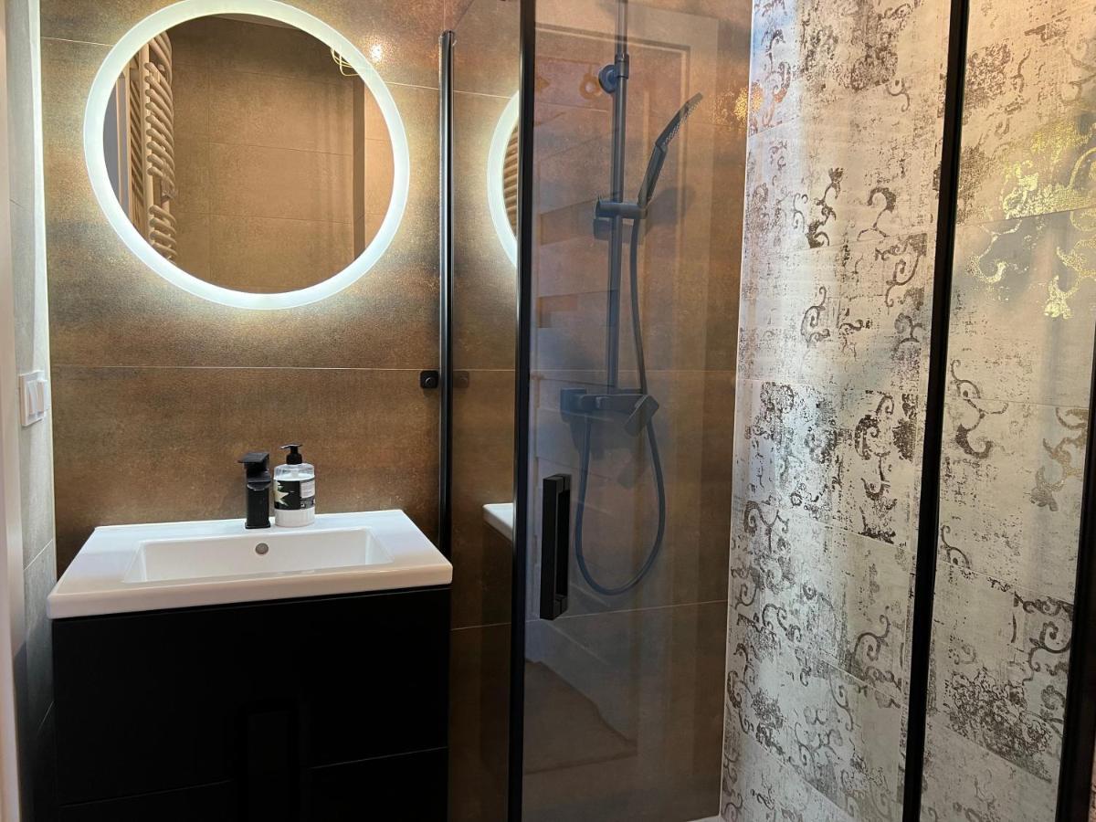 Apartament Premium Ze Zlota Wanna W Sypialni Widok Na Morze Dyskretny Taras Z Lozkiem - Baltyckie Sarbinowo 18 Eksteriør bilde