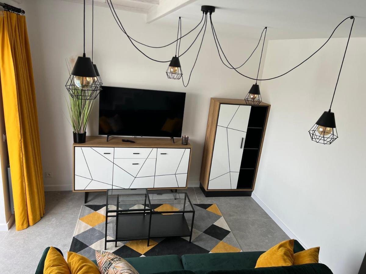 Apartament Premium Ze Zlota Wanna W Sypialni Widok Na Morze Dyskretny Taras Z Lozkiem - Baltyckie Sarbinowo 18 Eksteriør bilde